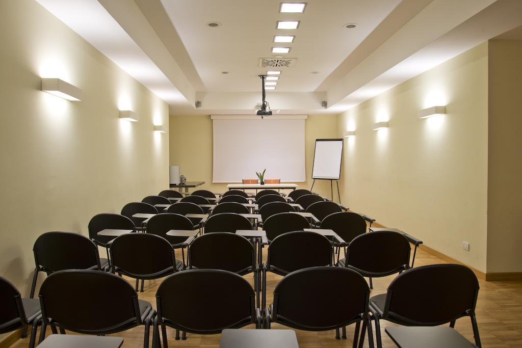 Hotel Cavour By Lvg Hotel Collection Novara Exterior photo